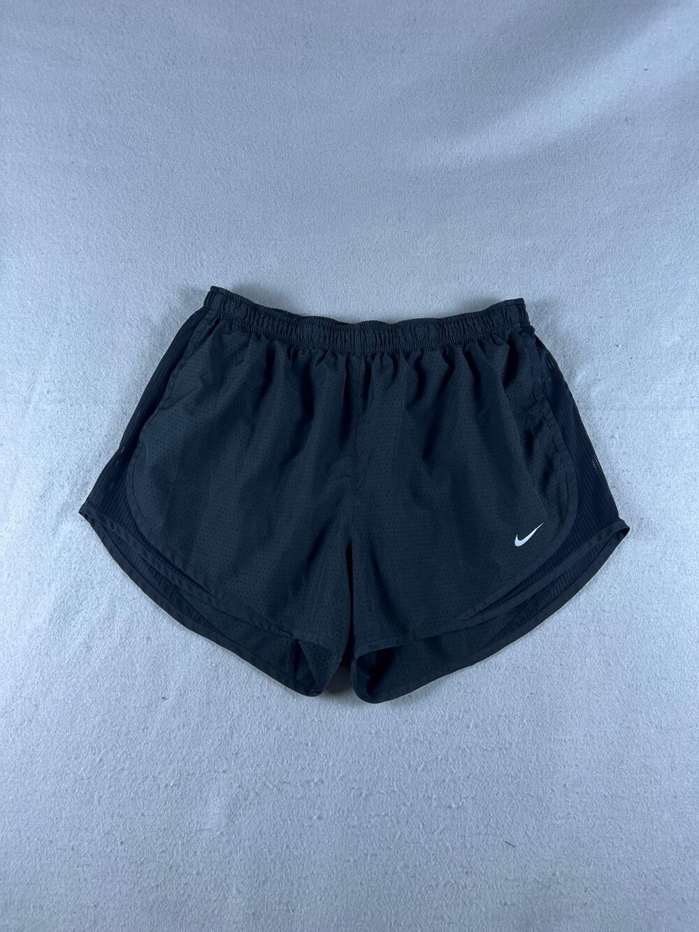 Nike Tempo Running Shorts Womens XL Black Dri-FIT Mesh Detail Performance Active